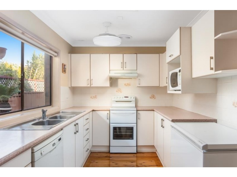 1 Goolagong Circuit, Mount Warrigal NSW 2528