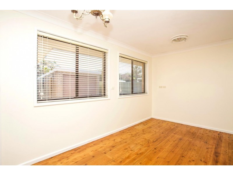 52 Sammat Avenue, Barrack Heights NSW 2528
