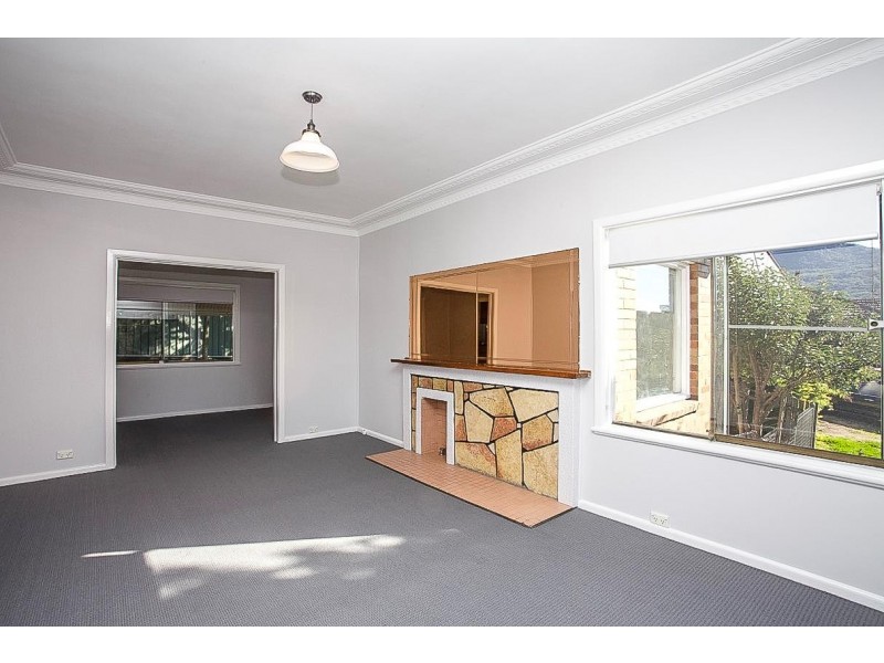 92 Yellagong Street, West Wollongong NSW 2500