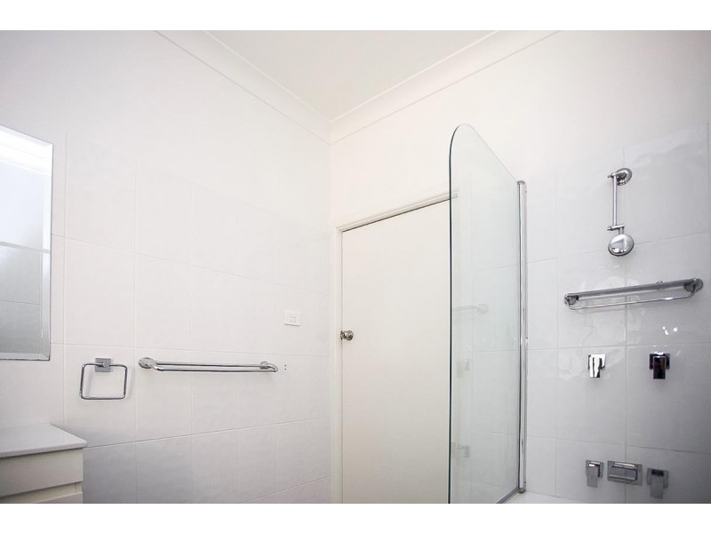 92 Yellagong Street, West Wollongong NSW 2500