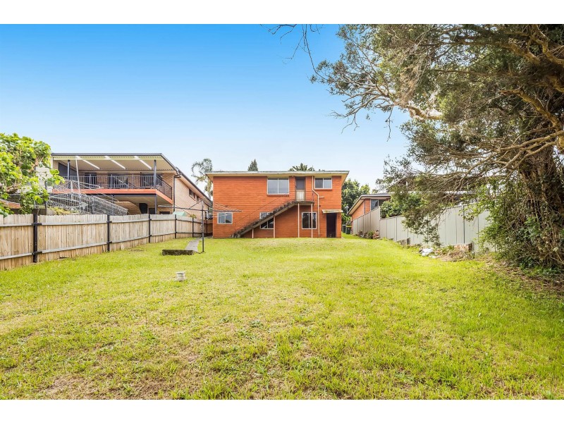 15 Bruce Street, Unanderra NSW 2526