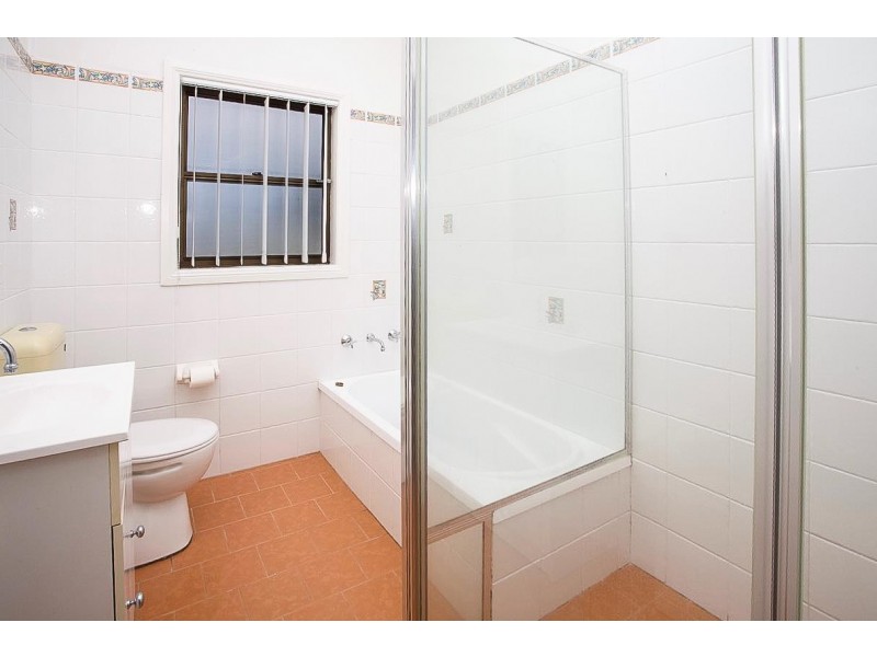 217 Shellharbour Road, Barrack Heights NSW 2528