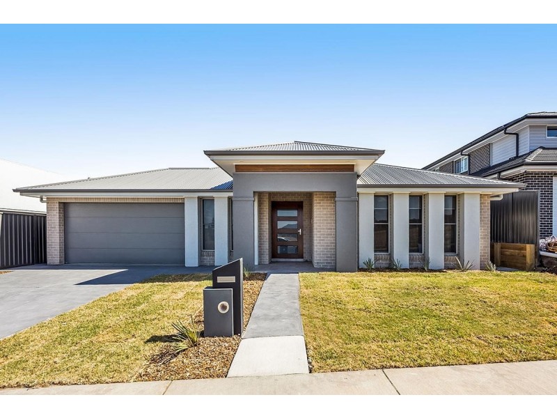 26 Ganya Street, Calderwood NSW 2527