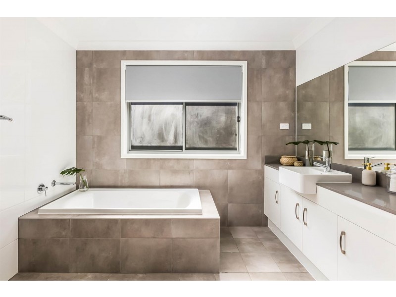 26 Ganya Street, Calderwood NSW 2527