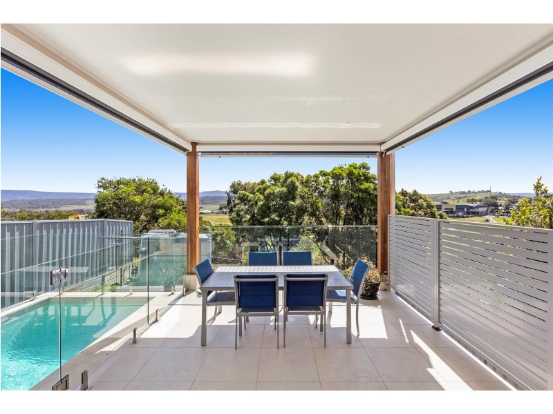 10 Glades Pwy, Shell Cove NSW 2529