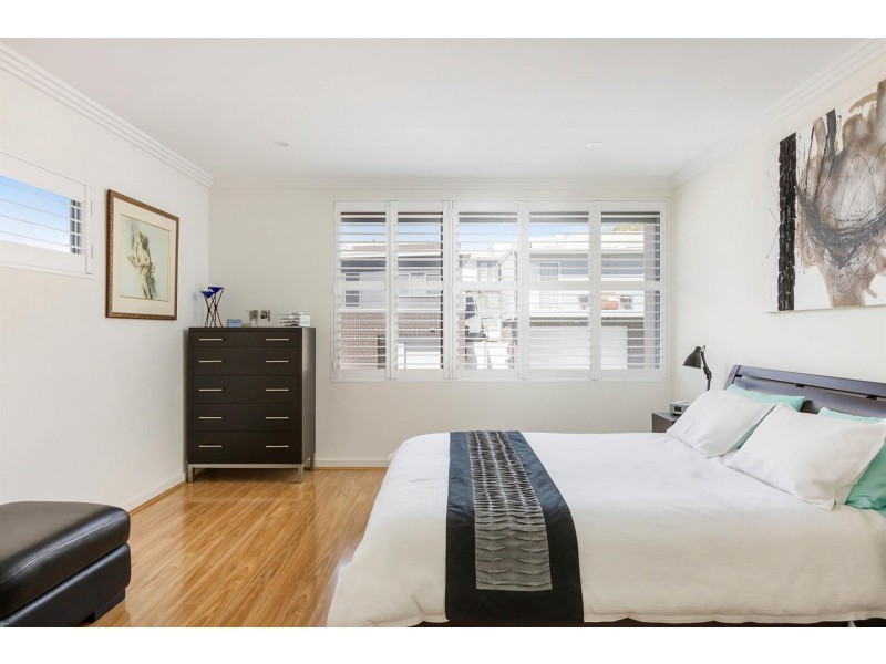 10 Glades Pwy, Shell Cove NSW 2529