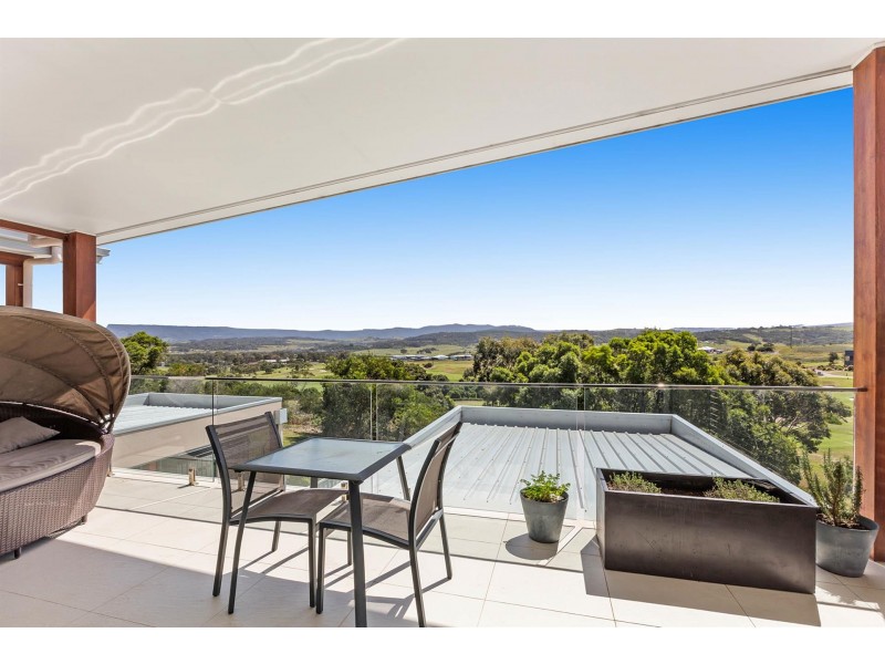 10 Glades Pwy, Shell Cove NSW 2529