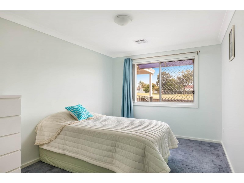4/29 Addison Avenue, Lake Illawarra NSW 2528