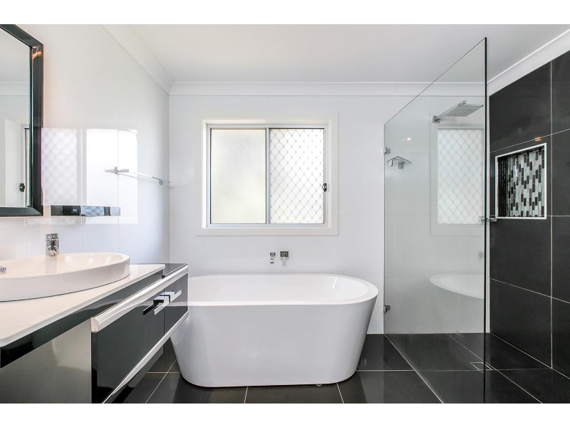 4/29 Addison Avenue, Lake Illawarra NSW 2528