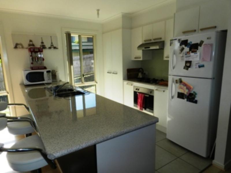 4 Warn Cl, Merimbula NSW 2548
