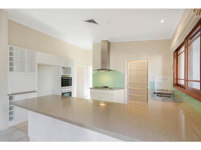 11 Wallaby Way, Tura Beach NSW 2548