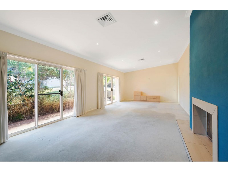 11 Wallaby Way, Tura Beach NSW 2548