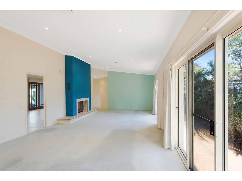 11 Wallaby Way, Tura Beach NSW 2548