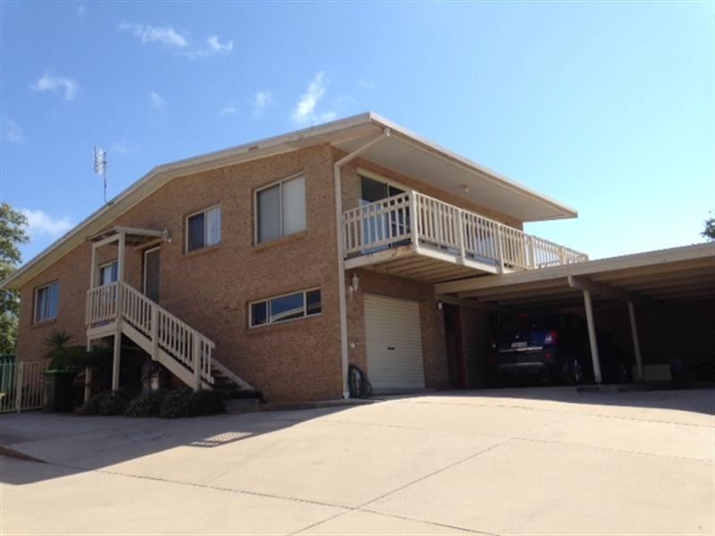 16 Pitt  Street, Pambula NSW 2549