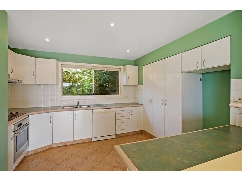 7 Sapphire Cres, Merimbula NSW 2548