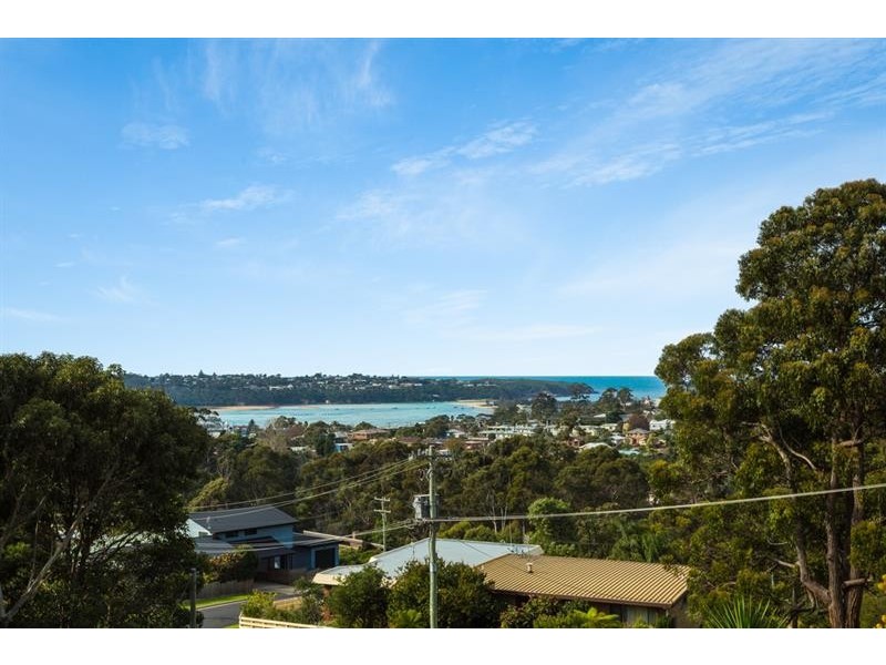 7 Sapphire Cres, Merimbula NSW 2548