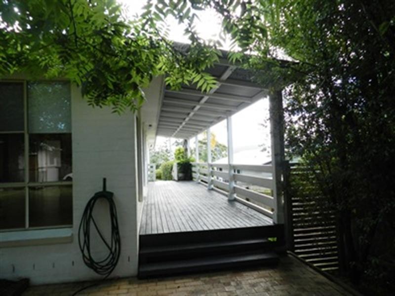 18 Lloyd St, South Pambula NSW 2549