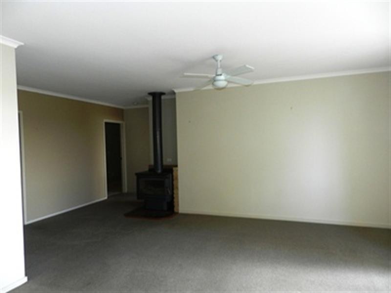 18 Lloyd St, South Pambula NSW 2549