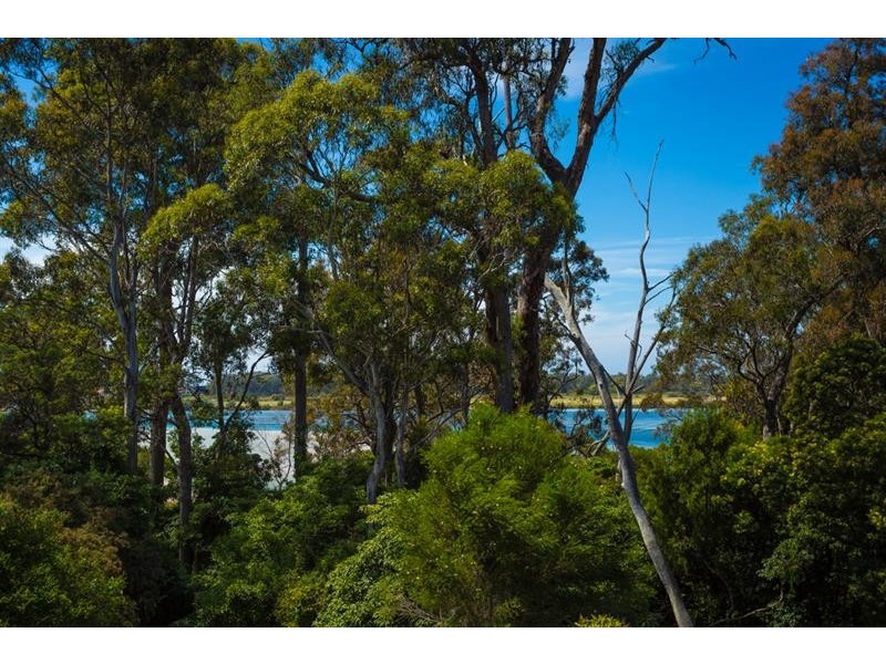 28 Tantawanglo St, Merimbula NSW 2548