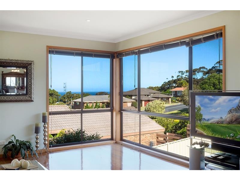3 Flora  Ct, Tura Beach NSW 2548