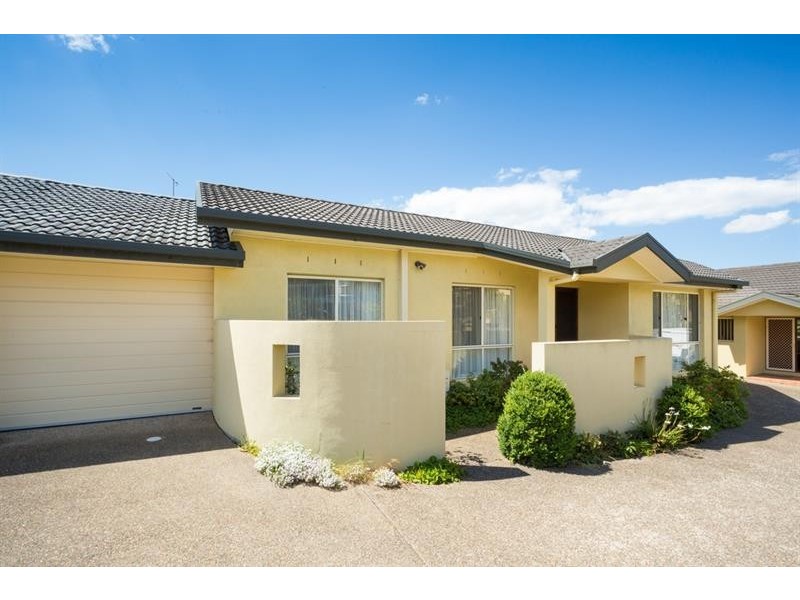 2/16 Cameron St, Merimbula NSW 2548