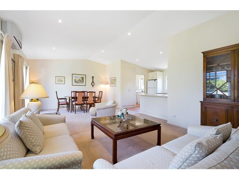 2/16 Cameron St, Merimbula NSW 2548