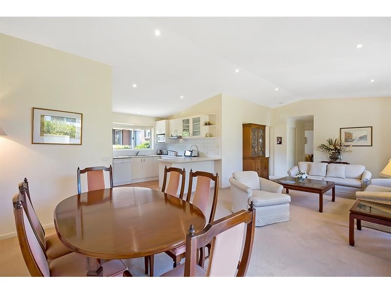 2/16 Cameron St, Merimbula NSW 2548