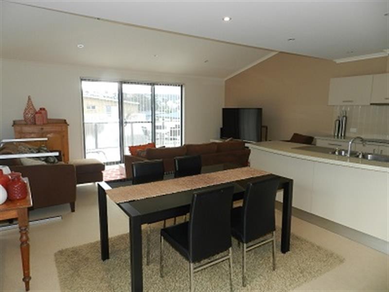 6/59A Ocean  Dr, Merimbula NSW 2548