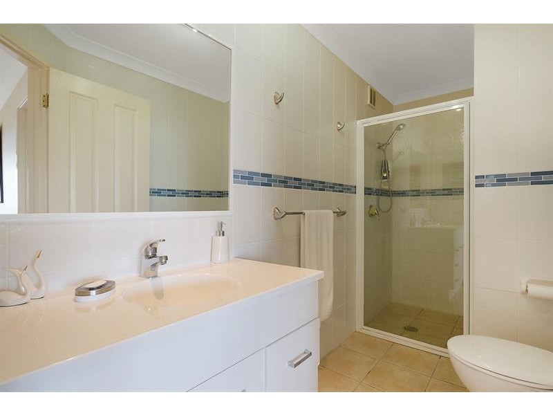 8a Lisa Ct, Merimbula NSW 2548