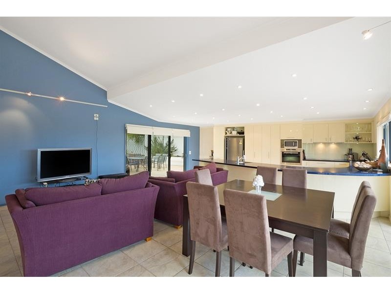 34 Jinjera Pde, Pambula Beach NSW 2549