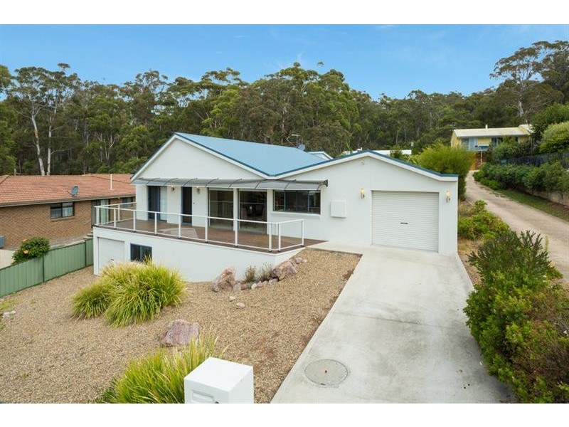 34 Jinjera Pde, Pambula Beach NSW 2549