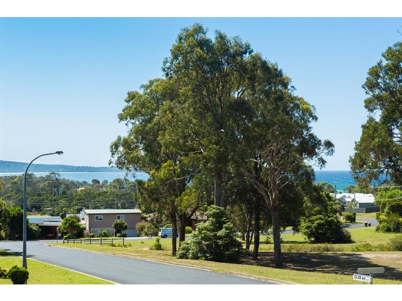 34 Jinjera Pde, Pambula Beach NSW 2549