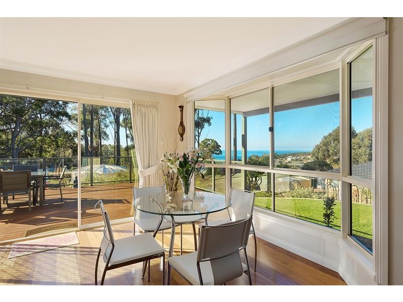 7 Rosella Pl, Tura Beach NSW 2548
