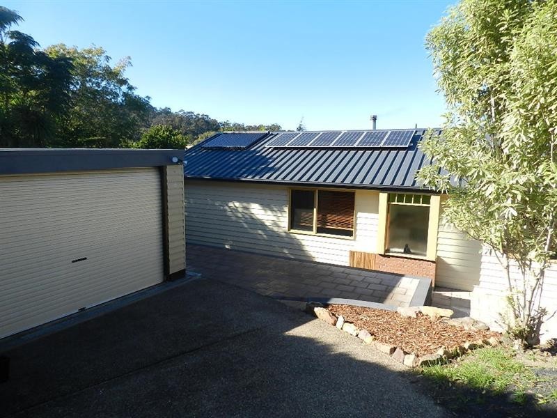 16 Garden  Cir, Merimbula NSW 2548