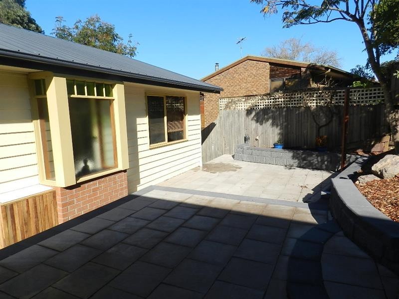 16 Garden  Cir, Merimbula NSW 2548