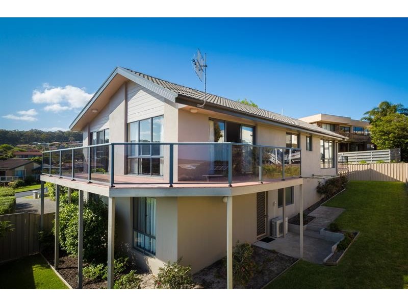 2/130 Pacific Way, Tura Beach NSW 2548