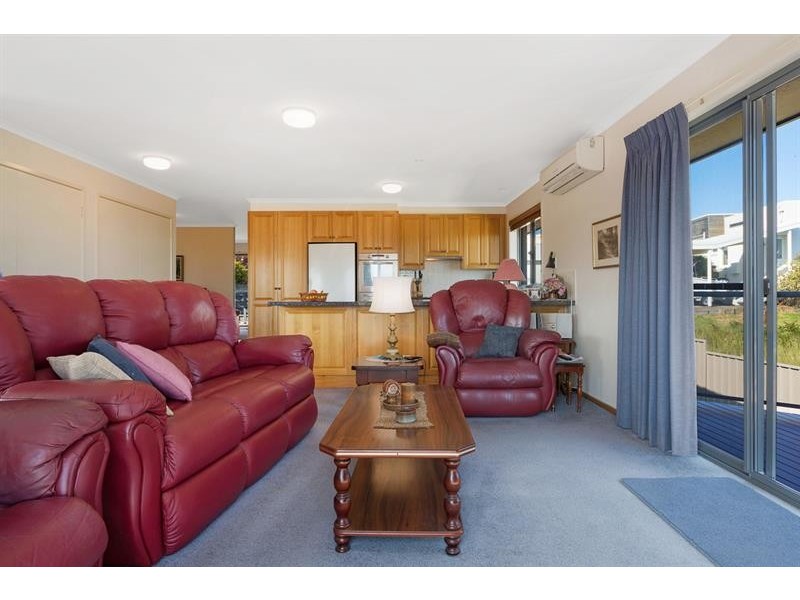 2/130 Pacific Way, Tura Beach NSW 2548