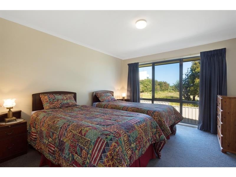 2/130 Pacific Way, Tura Beach NSW 2548