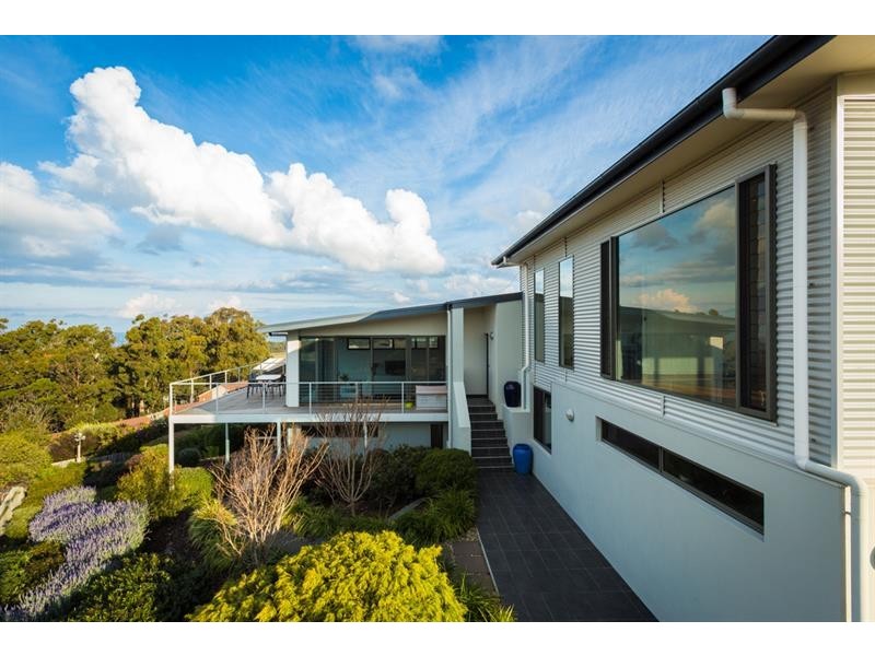 5 Patrick Ct, Merimbula NSW 2548