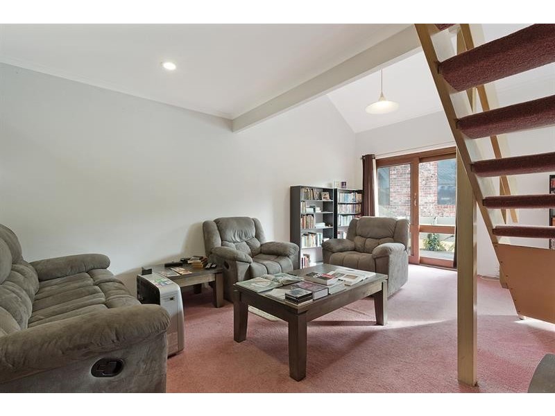 2/36 Berrambool Dr, Merimbula NSW 2548