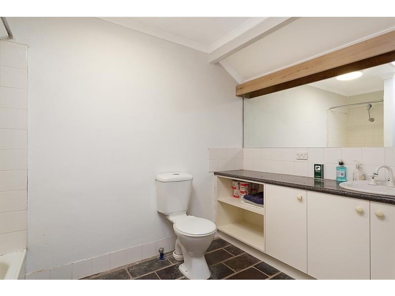 2/36 Berrambool Dr, Merimbula NSW 2548