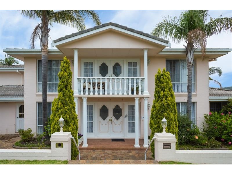 32-34 Munn St, Merimbula NSW 2548