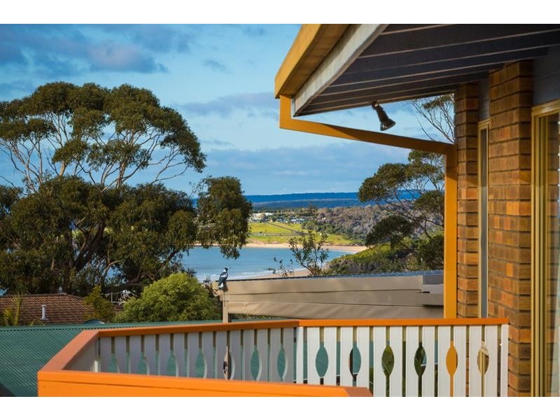 79 Golf  Cct, Tura Beach NSW 2548