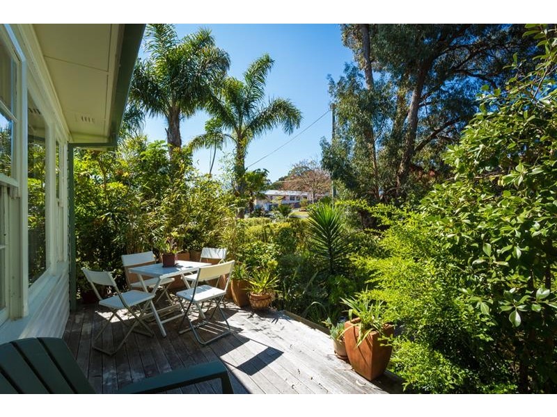 13 Henwood  St, Merimbula NSW 2548