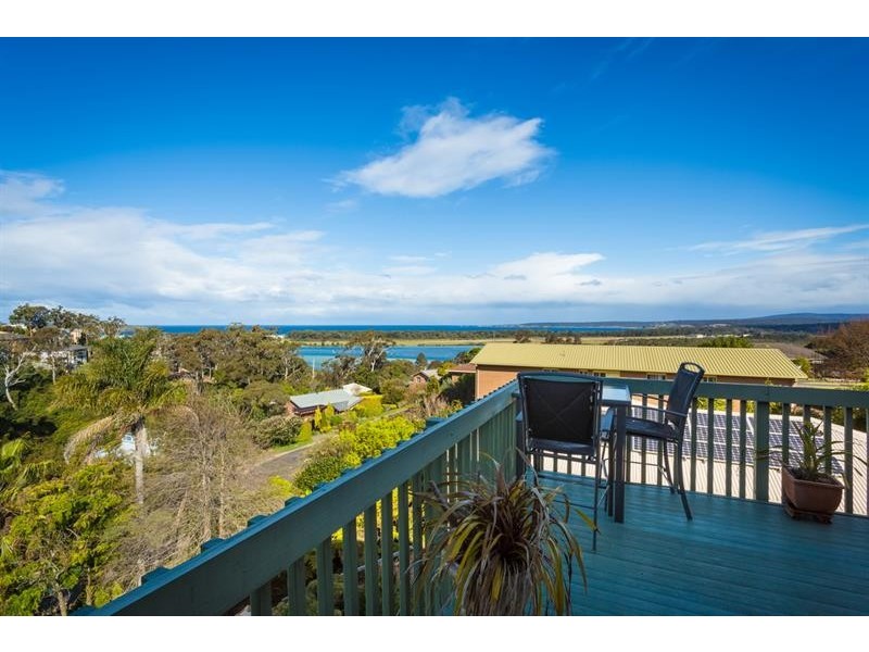 14 Tantawanglo St, Merimbula NSW 2548