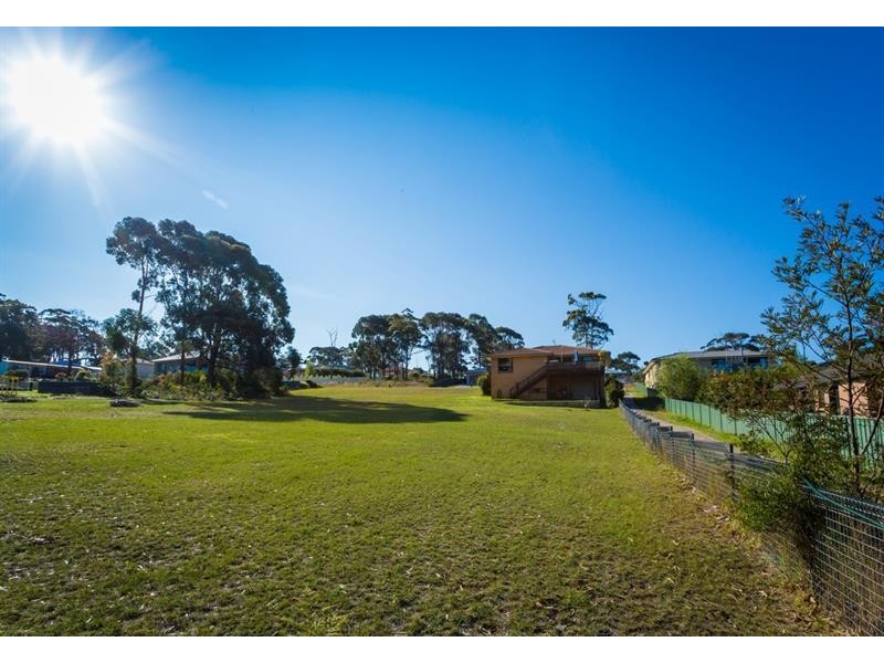 20 Elizabeth Pde, Tura Beach NSW 2548