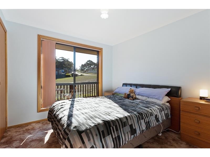 20 Elizabeth Pde, Tura Beach NSW 2548