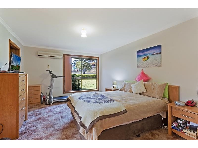 20 Elizabeth Pde, Tura Beach NSW 2548