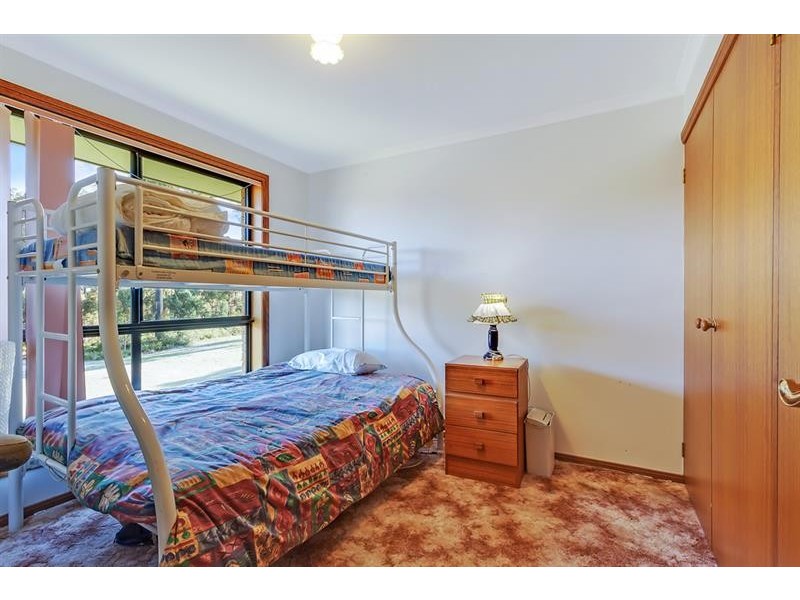 20 Elizabeth Pde, Tura Beach NSW 2548