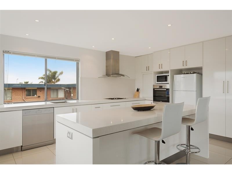 1/2 Marine Pde, Merimbula NSW 2548